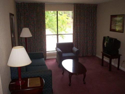 Rime Garden Inn & Suites Irondale Pokój zdjęcie